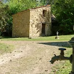 Au Pre De L'arbre