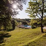 Au Pre De L'arbre Feriehus