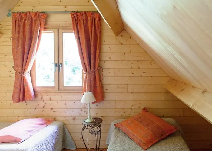 Au Pre De L'arbre بيت للعطل سارلا لا كانيدا