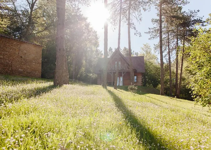 Au Pre De L'arbre بيت للعطل *